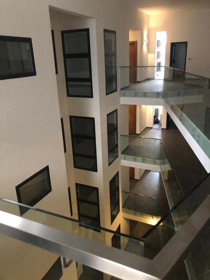 Luxury Labone Edge 2-Bedroom Apartment In Accra - Fivehills Homes エクステリア 写真